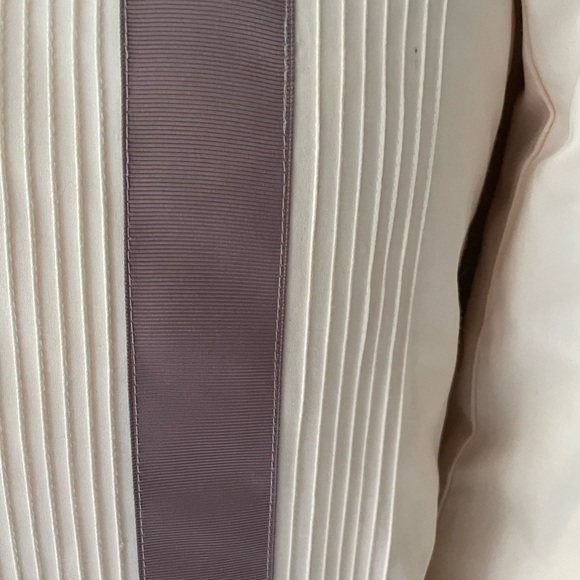 Pair DKNY pillows never used - Picture 3 of 5